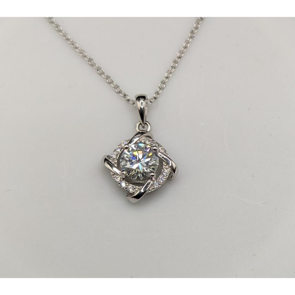 Authentic Moissanite Windmill Necklace Spring Ring Closure 925 Silver NWT